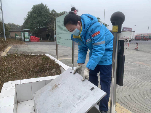 扎實(shí)開(kāi)展安全檢查 筑牢冬季安全防線.png